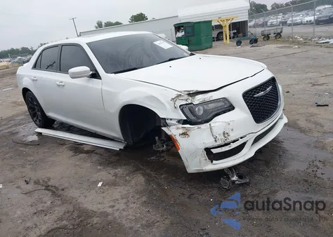 2020 Chrysler 300 300S из США, поврежденный, VIN 2C3CCABT7LH184620